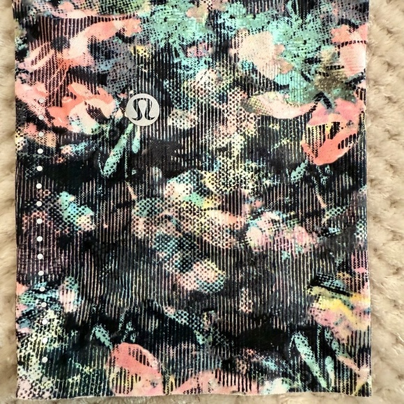 lululemon athletica Multicolor Patterned Leggings - Picture 1 of 4